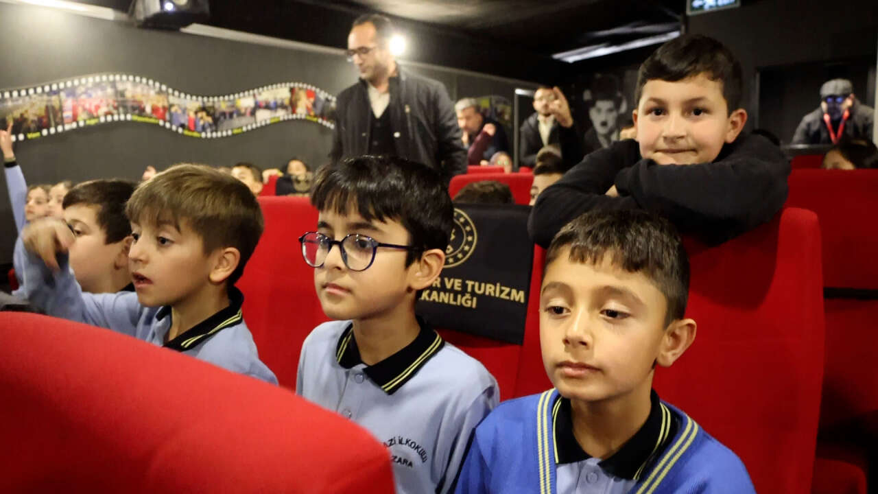 TIR’ın içine giren çocuklar gözlerine inanamadı 7